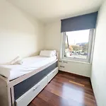 Bright 2 Bedroom With 2 Terraces Pool And Parking Near Diagonal Mar