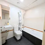 Bright 2 Bedroom With 2 Terraces Pool And Parking Near Diagonal Mar *