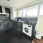 公寓 Bright 2 Bedroom With 2 Terraces Pool And Parking Near Diagonal Mar 圣阿德里安-德贝索斯