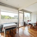 Bright 2 Bedroom With 2 Terraces Pool And Parking Near Diagonal Mar * 圣阿德里安-德贝索斯