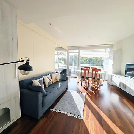 Daire Bright 2 Bedroom With 2 Terraces Pool And Parking Near Diagonal Mar Sant Adria de Besos