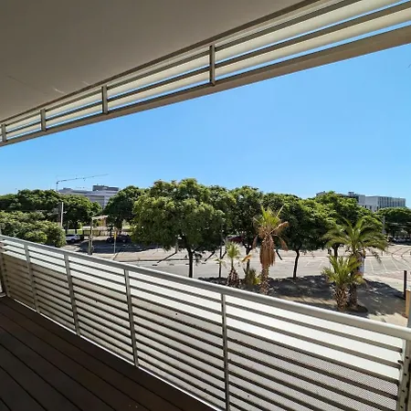 Bright 2 Bedroom With 2 Terraces Pool And Parking Near Diagonal Mar 公寓 圣阿德里安-德贝索斯