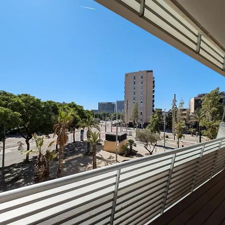 Bright 2 Bedroom With 2 Terraces Pool And Parking Near Diagonal Mar 公寓 *