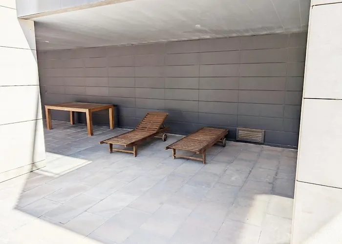 Daire Bright 2 Bedroom With 2 Terraces Pool And Parking Near Diagonal Mar *