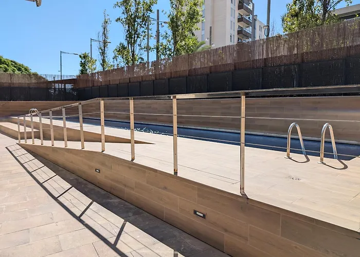 Bright 2 Bedroom With 2 Terraces Pool And Parking Near Diagonal Mar *