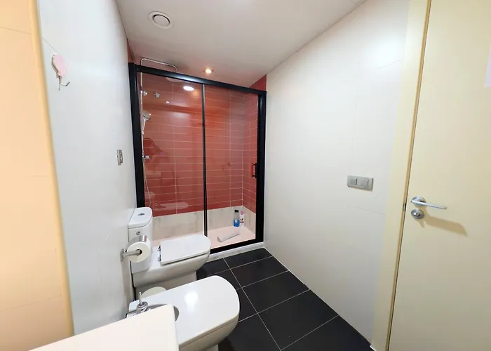 Bright 2 Bedroom With 2 Terraces Pool And Parking Near Diagonal Mar *